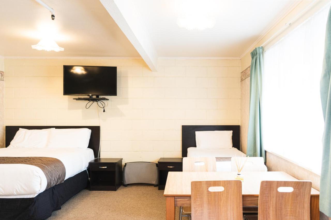 Mayfair Court Motel Tokoroa Exterior foto
